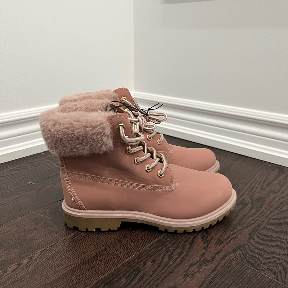 NWT Urban Planet Pink Boots